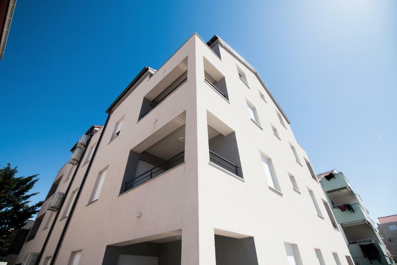 Apartment Hera With Balcony And Free Parking Zadar Exterior photo